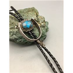 Unique “Spur” Bolo