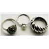 Image 2 : LOT OF 3 SILVER RINGS SIZES 5-6 TOTAL 5.7 DWT