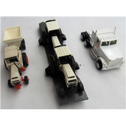 VINTAGE ERTL CASE TRACTORS & SEMI TRUCK FLAT