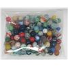 Image 1 : VINTAGE AND ANTIQUE MARBLES LOT OF ROUGHLY 2LB