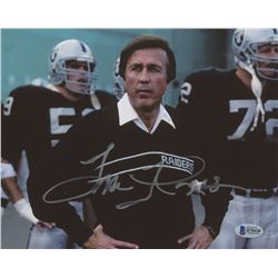 Tom Flores Signed Oakland Raiders 8x10 Photo (Beckett COA)