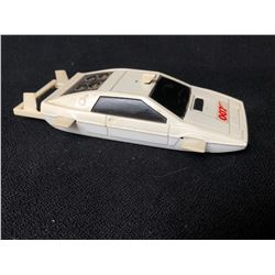 RARE VINTAGE CORGI 007 LOTUS ESPRIT