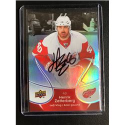 HENRIK ZETTERBERG SIGNED UPPER DECK HOCKEY CARD