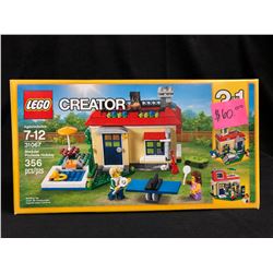 LEGO 31067 - Creator Modular Poolside Holiday