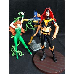 SUPER HERO FIGURES LOT