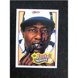 HANK AARON SIGNED UPPER DECK BASEBALL HEROES TRADING CARD