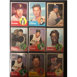 VINTAGE BASEBALL CARD LOT