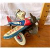 Image 1 : 1940 KING FEATURE SYNDICATE POPEYE TIN WINDUP AIRPLANE