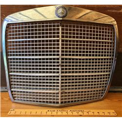 MERCEDES BENZ METAL GRILL - 1940