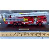 Image 1 : SCALE MODEL FIRE ENGINE