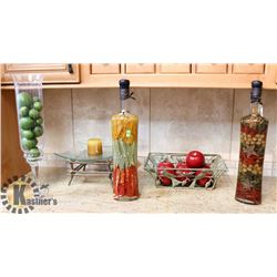 LOT OF 5 DECORATIVE ACCENT PIECES.