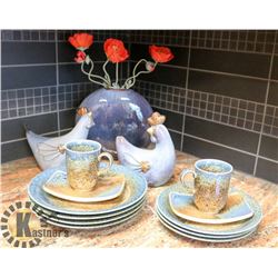 LOT OF 12 DECORATIVE PIECES, INCLUDES 7 PLATES, 2