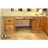 Image 8 : SOLID HICKORY MYSTERRA GRANITE TOP OFFICE UNIT