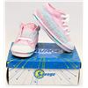 Image 1 : SAVAGE PINK ROSE ASTEROIDS KIDS SZ 7.5