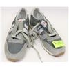 Image 1 : KIDS RUNNERS GREY SIZE 5 SHOES