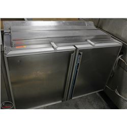 BAILIFF SEIZURE! SILVERKING PREP TABLE 2 DOOR