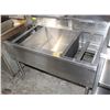 Image 1 : STAINLESS STEEL SINGLE WELL BAR SINK - NO INSERTS