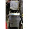 Image 1 : PITCO 2 BASKET DEEP FRYER.