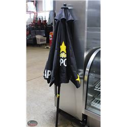 BLACK SAPPORO BEER EXTENDABLE PATIO UMBRELLA.