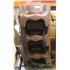 Image 1 : GROUP OF 3 BROWN COMMERCIAL BOOSTER SEATS
