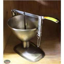 S/S DONUT BATTER PLUNGING DISPENSER