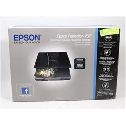 EPSON PERFECTION V39 COLOR SCANNER NEW.