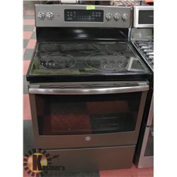 GE 30" FREE STANDING SELF CLEANING CONVECTION