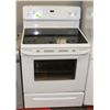Image 1 : WHITE FRIGIDAIRE CERAMIC TOP STOVE