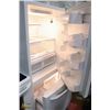 Image 2 : KENMORE BOTTOM FREEZER FRIDGE