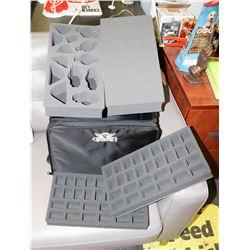 BATTLEFOAM MINIATURE CARRYING CASE WITH