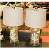 Image 1 : LOT OF 2 DECORATIVE TABLE LAMPS.