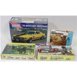 FLAT OF 4 COLLECTORS MODEL KITS TRAINS, PLANES,