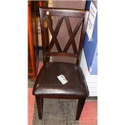 WOOD AND LEATHERETTE SIDECHAIR. FURNITURE