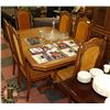 Image 3 : ESTATE OAK DINING ROOM SET INCLUDING