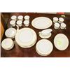 Image 1 : 54 PC ELEGANCE TOYAL GRAFTON BONE CHINA MADE IN