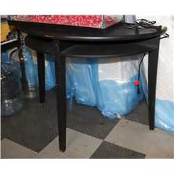 BLACK HALF MOON SIDE TABLE