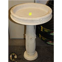 CONCRETE 2PC BIRDBATH 16"X23".