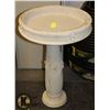 Image 1 : CONCRETE 2PC BIRDBATH 16"X23".