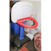 Image 1 : LIL TYKES ADJUSTABLE BASKETBALL HOOP