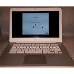 WHITE HP GOOGLE CHROMEBOOK 14 W/ AC ADAPTER