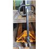 Image 1 : PALLET JACK 5000LB - WORKING CONDITION