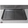 Image 1 : NEW HALF 1/2 SIZE BUN PAN & COOLING RACK