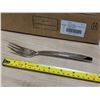 Image 1 : 7-3/8" FISH FORKS, EXTRA HEAVY WEIGHT LOT OF 36