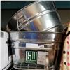 Image 1 : 2 GW METAL WASH TUBS