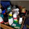 Image 3 : 2 BOXES OF CLEANING SUPPLIES AND DIRT DEVIL ROYAL HAND VAC