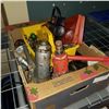 Image 1 : TRAY OF TOOLS AND 2 BOTTLE JACKS