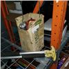 Image 3 : COLEMAN SPORT LITE LANTERN IN BOX AND PAIR OF PADDLES