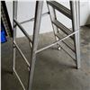 Image 3 : 6FT ALUMINUM LADDER