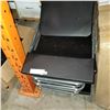 Image 1 : 12 FOLDING CHAIRS