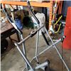 Image 3 : ELLIPTICAL STEP MACHINE